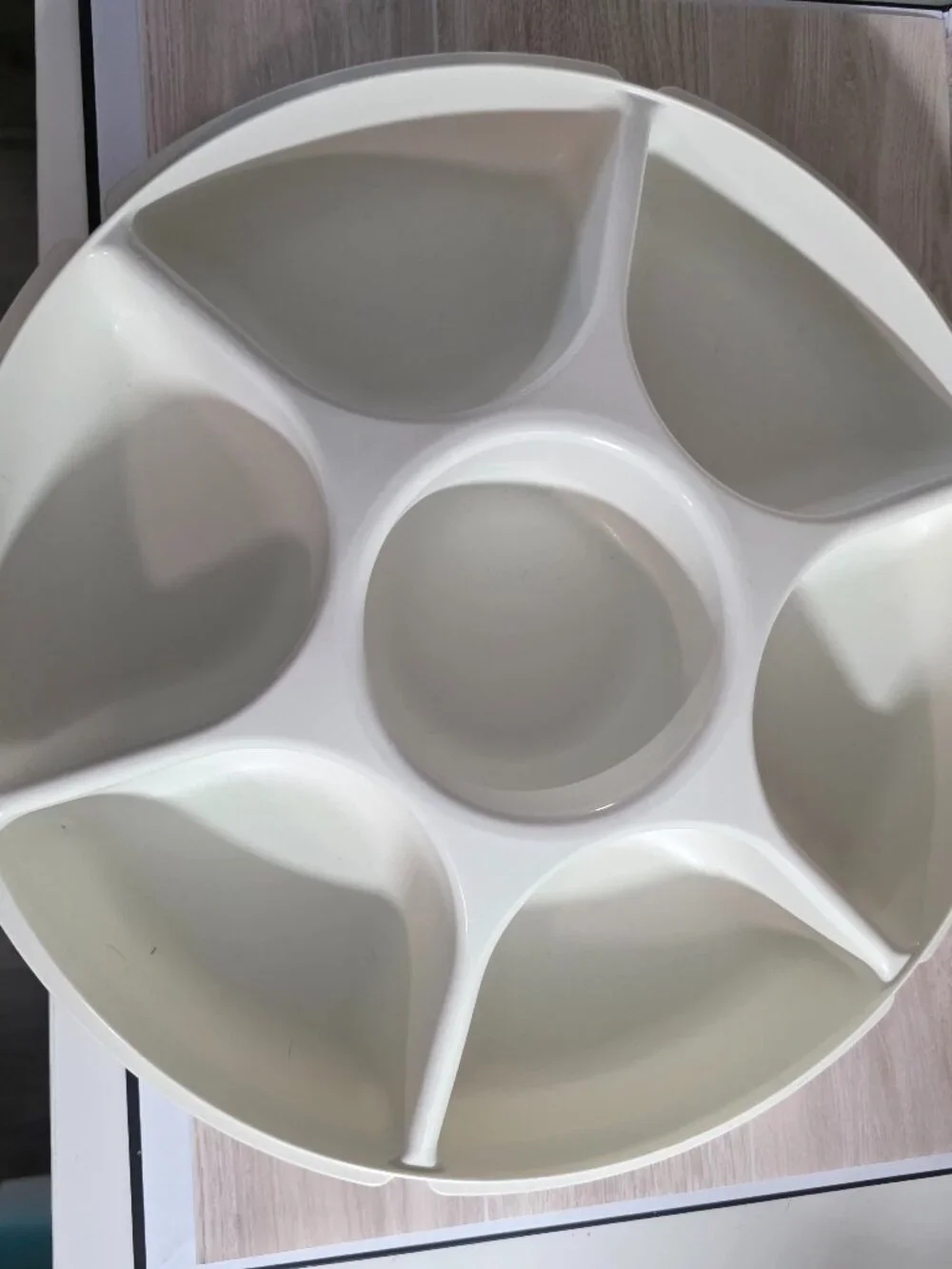 Vintage Tupperware Vegetable, Serving Tray with Lid, Chips and Dip